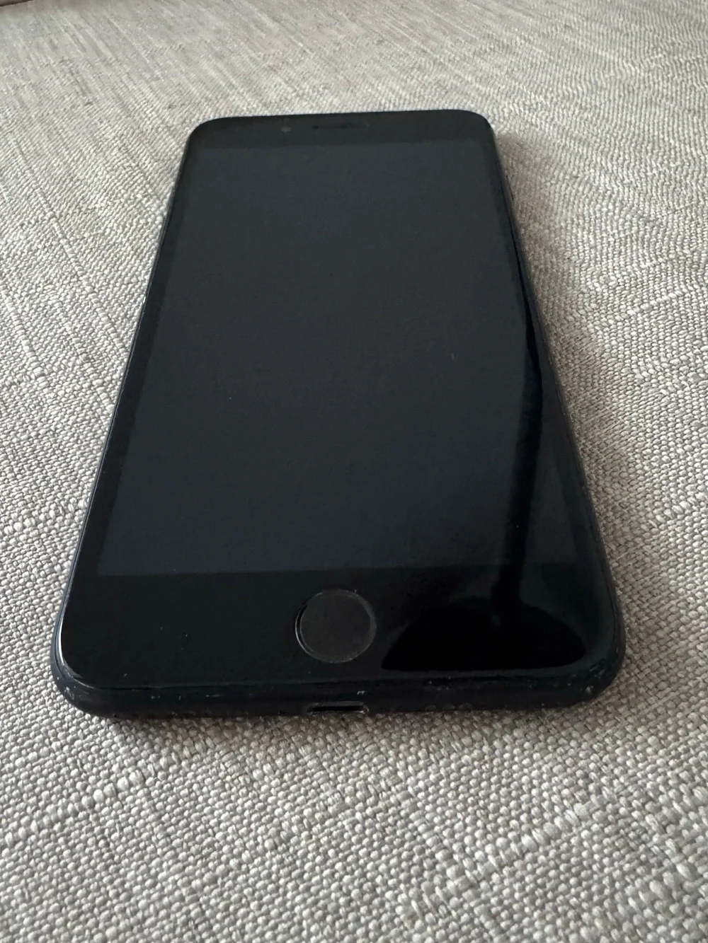 Apple iPhone 7 plus 32GB - Black - Unlocked Smartphone